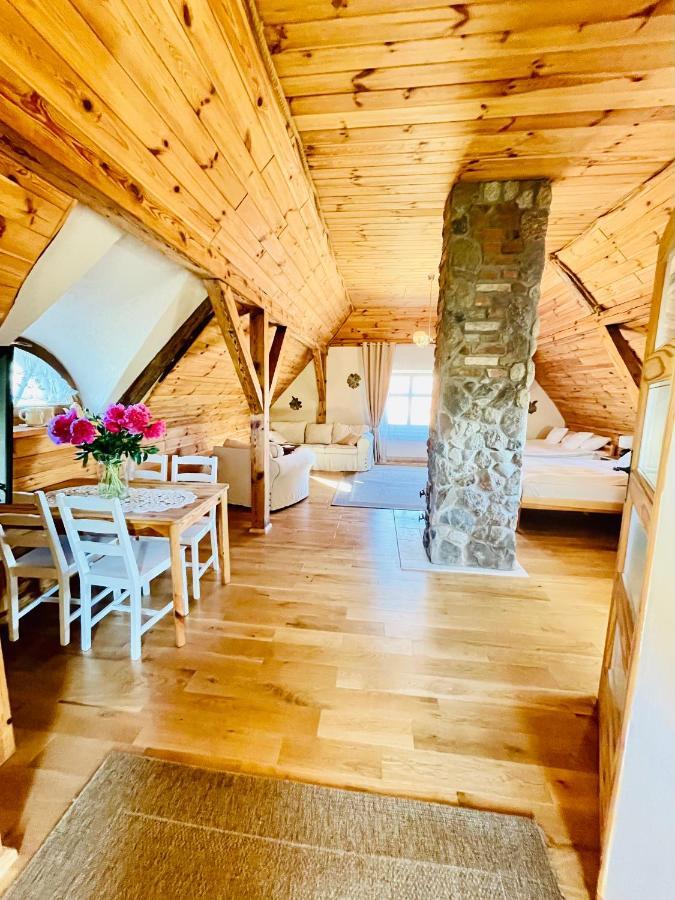 Oaza Pod Strzecha Klimatyczny Dom Z 3 Sypialniami Na Wylacznosc Z Kominkiem I Duzym Ogrodem Apartmán