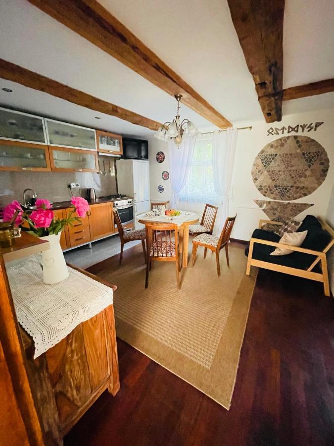 Oaza Pod Strzecha Klimatyczny Dom Z 3 Sypialniami Na Wylacznosc Z Kominkiem I Duzym Ogrodem Apartmán *